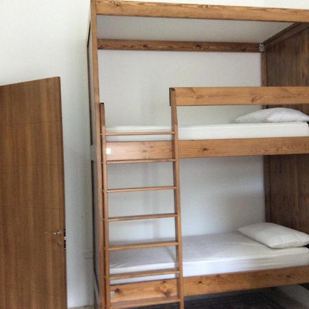 Butts Inn Dorm Victoria Ngoại thất bức ảnh